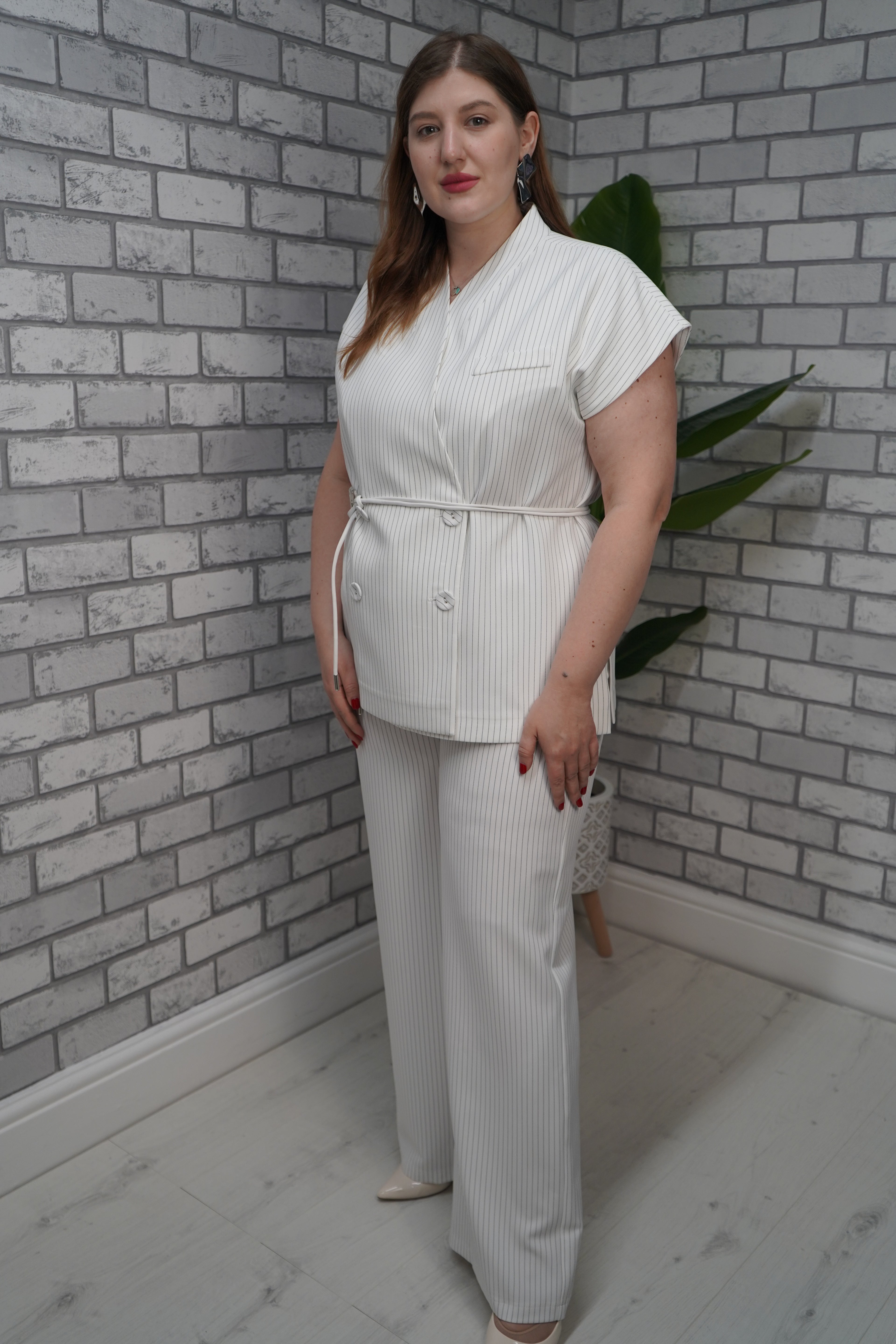 Elegant Striped Blazer & Trousers Set (Plus Size)