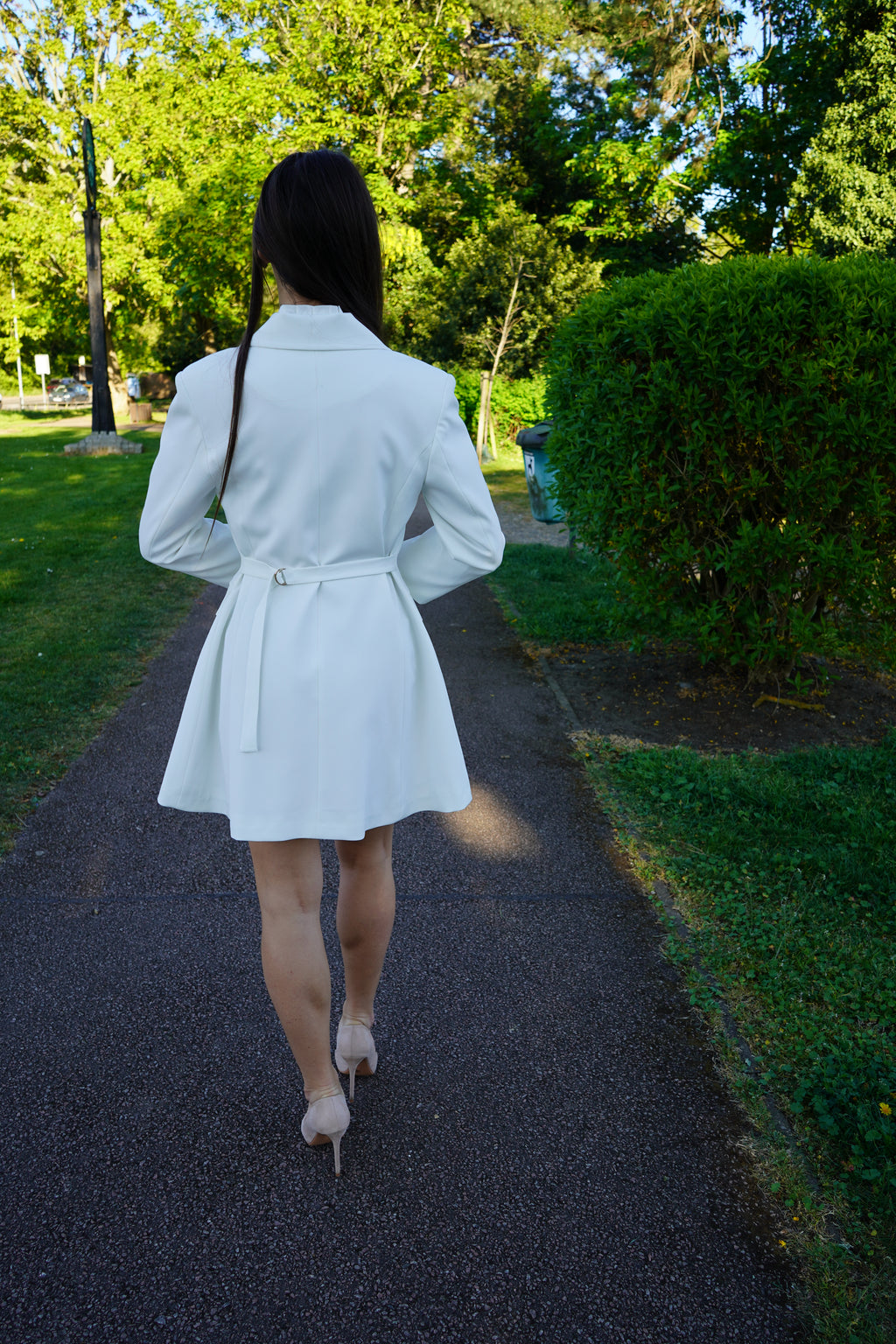 Luxury White Tailored Blazer Dress