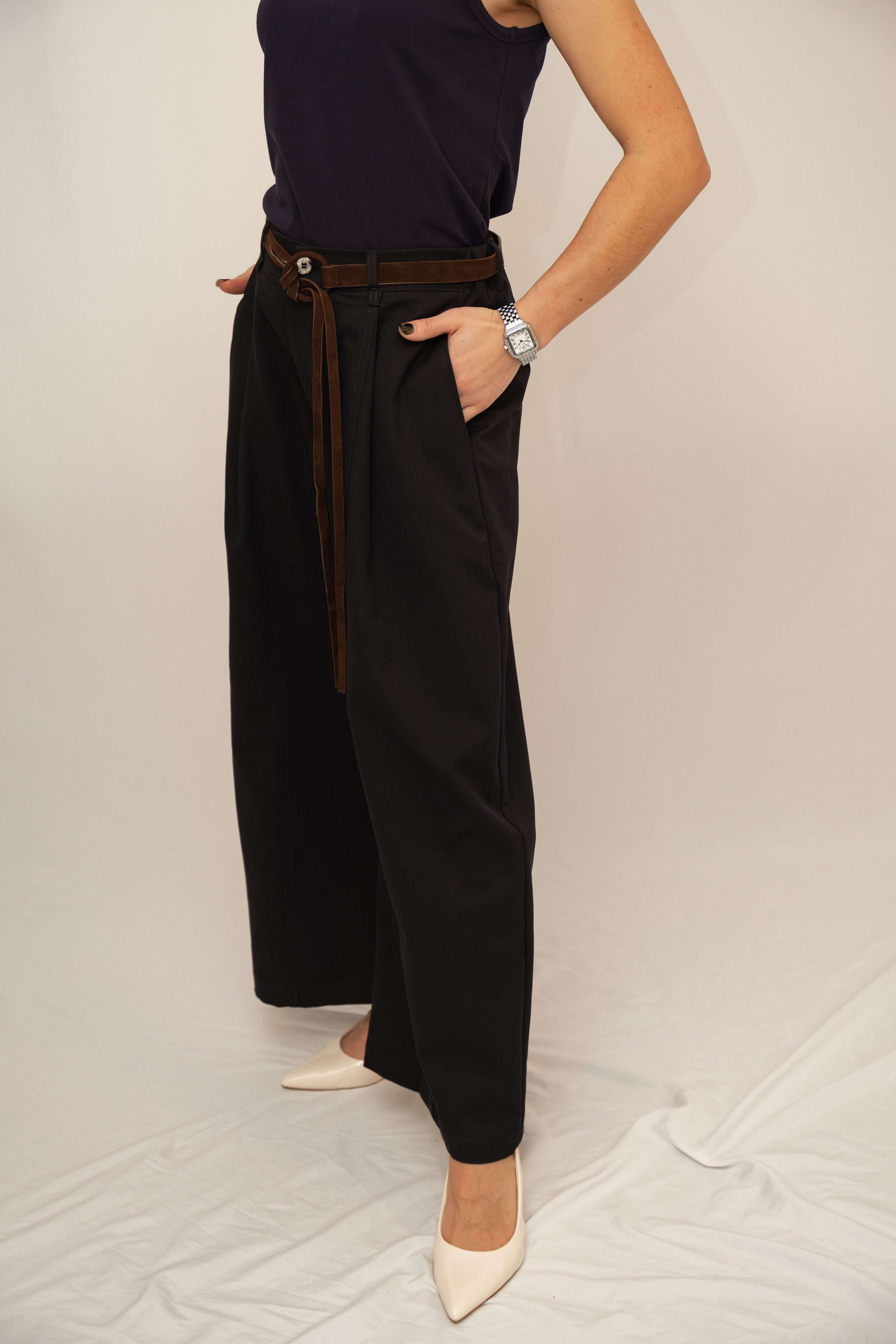 High-Waist Wide-Leg Trousers – Black