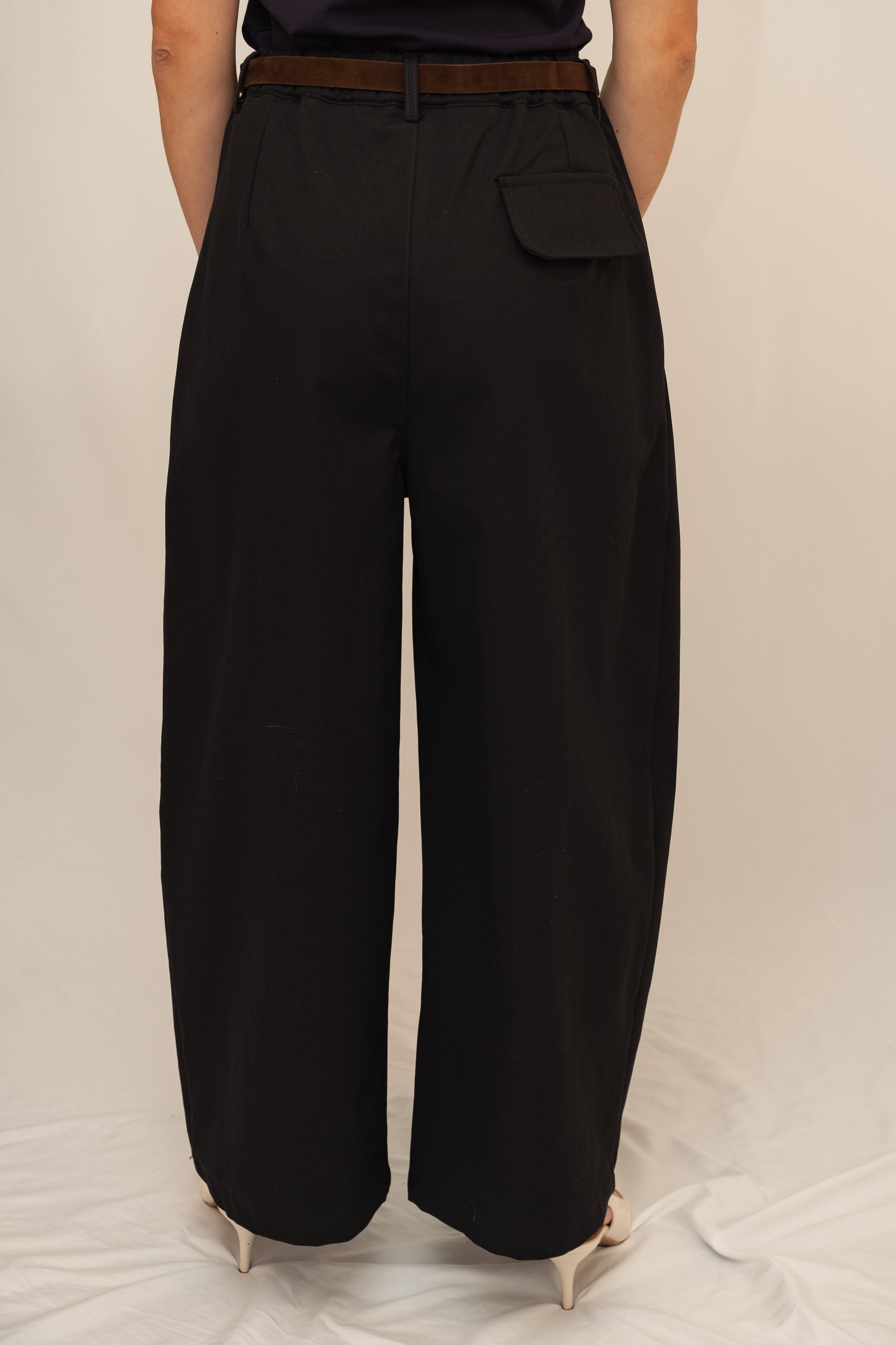 High-Waist Wide-Leg Trousers – Black